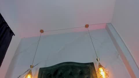 Snapshot of alexavans chatting on 3, 11, 2025 online show from 3, 11, 2025