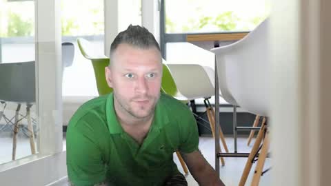 Snapshot of alexboy2022 chatting on 23, 1, 2025 onlyfans..alexyno2022 online show from 23, 1, 2025