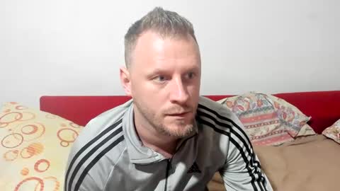 Snapshot of alexboy2022 chatting on 9, 3, 2025 onlyfans..alexyno2022 online show from 9, 3, 2025