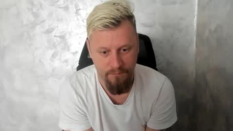 Snapshot of alexboy2022 chatting on 15, 4, 2026 onlyfans..alexyno2022 online show from 15, 4, 2026