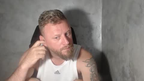 Snapshot of alexboy2022 chatting on 7, 6, 2026 onlyfans..alexyno2022 online show from 7, 6, 2026