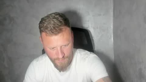 Snapshot of alexboy2022 chatting on 14, 6, 2026 onlyfans..alexyno2022 online show from 14, 6, 2026