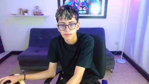 Snapshot of alexcum_18 chatting on 18, 4, 2026 alex online show from 18, 4, 2026