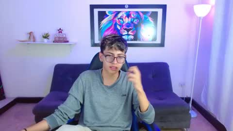 Snapshot of alexcum_18 chatting on 27, 4, 2026 alex online show from 27, 4, 2026