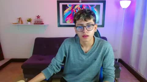 Snapshot of alexcum_18 chatting on 12, 5, 2026 alex online show from 12, 5, 2026