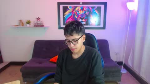 Snapshot of alexcum_18 chatting on 19, 6, 2026 alex online show from 19, 6, 2026