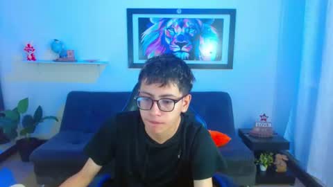 Snapshot of alexcum_18 chatting on 29, 6, 2026 alex online show from 29, 6, 2026