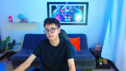 Snapshot of alexcum_18 chatting on 30, 6, 2026 alex online show from 30, 6, 2026