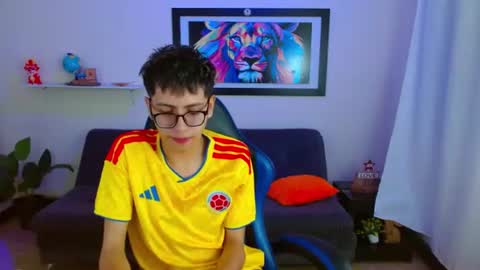 Snapshot of alexcum_18 chatting on 3, 7, 2026 alex online show from 3, 7, 2026