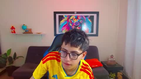 Snapshot of alexcum_18 chatting on 4, 7, 2026 alex online show from 4, 7, 2026