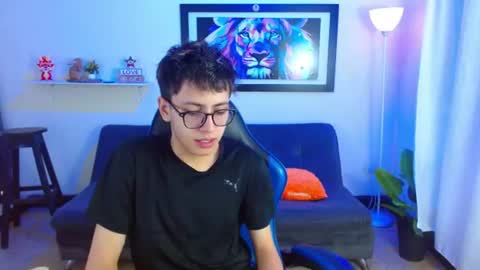 Snapshot of alexcum_18 chatting on 15, 7, 2026 alex online show from 15, 7, 2026