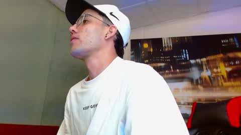 alexgiraldo__ online show from 8, 6, 2026