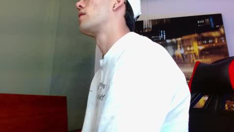 alexgiraldo__ online show from 10, 6, 2026