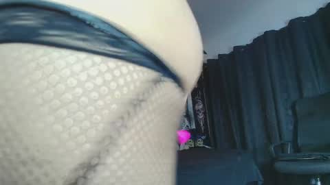 Snapshot of alexhoe_ chatting on 17, 1, 2026 Alex online show from 17, 1, 2026