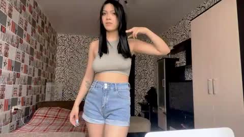 Emila online show from 14, 4, 2026