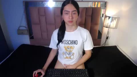 -- ALEXIS -- online show from 14, 10, 2025