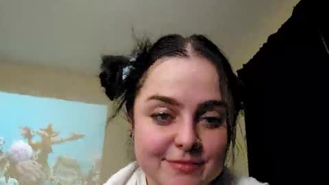 Snapshot of alexis_onfire1312 chatting on 6, 11, 2025 AlexisOnFire1312 online show from 6, 11, 2025