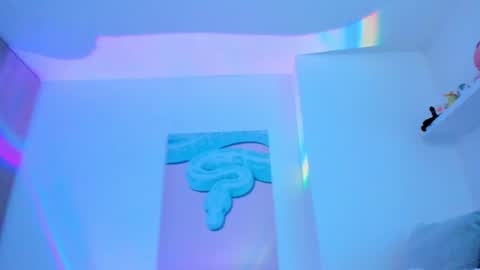 Snapshot of alexis_rosses chatting on 16, 10, 2025 Alexiis 3 online show from 16, 10, 2025