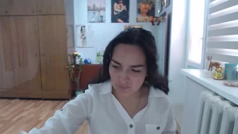 Snapshot of alexismillers chatting on 23, 10, 2025 AlexisMillers online show from 23, 10, 2025