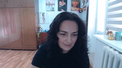 Snapshot of alexismillers chatting on 19, 11, 2025 AlexisMillers online show from 19, 11, 2025