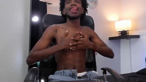 Snapshot of alexjaccob chatting on 2, 10, 2025 Alex Jaccob online show from 2, 10, 2025