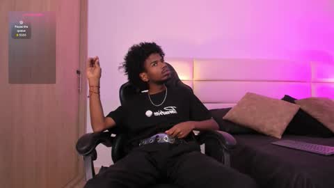 Snapshot of alexjaccob chatting on 1, 12, 2025 Alex Jaccob online show from 1, 12, 2025