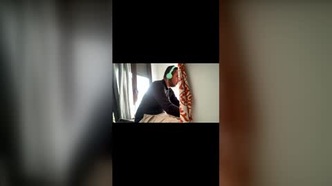 Snapshot of alexospina55 chatting on 1, 12, 2025 alexospina55 online show from 1, 12, 2025