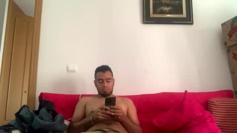 Snapshot of alexospina55 chatting on 16, 12, 2025 alexospina55 online show from 16, 12, 2025