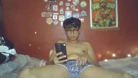 Snapshot of alexrive0 chatting on 26, 11, 2025 alexrive0 online show from 26, 11, 2025