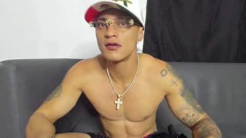 ALEX ROYCE  online show from 23, 6, 2026