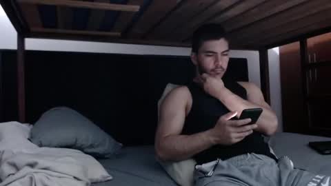 Snapshot of alexsb1998 chatting on 4, 2, 2025 alexsb1998 online show from 4, 2, 2025