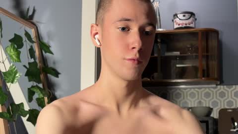 Alex online show from 8, 12, 2024