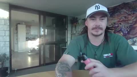 Alex online show from 24, 4, 2026