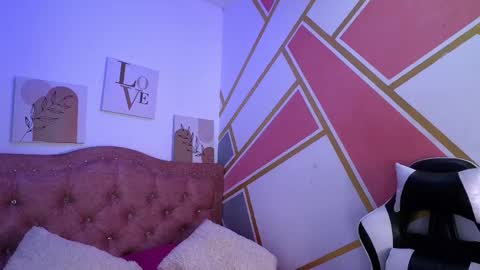 Snapshot of alexxa_cutie chatting on 27, 5, 2026 Alexxa online show from 27, 5, 2026