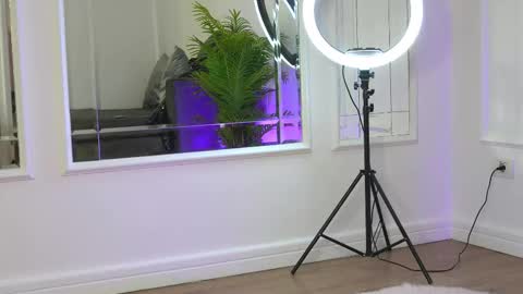 Snapshot of alexxiskye chatting on 18, 9, 2025 alexxiskye online show from 18, 9, 2025