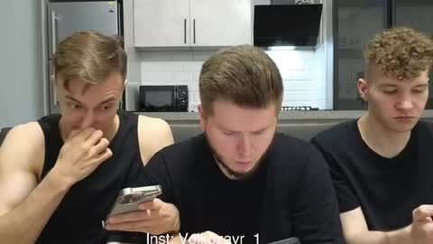 Snapshot of alexxx_d chatting on 6, 5, 2026 AlexDimaIgor online show from 6, 5, 2026