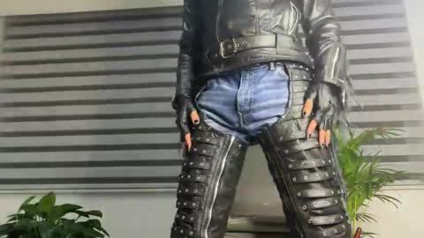 Snapshot of alexxx_savage chatting on 1, 4, 2026 Alexander online show from 1, 4, 2026