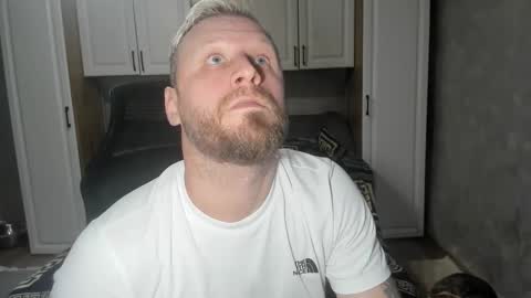 Snapshot of alexyno2020 chatting on 4, 3, 2026 alexyno2022 ONLYFANS online show from 4, 3, 2026