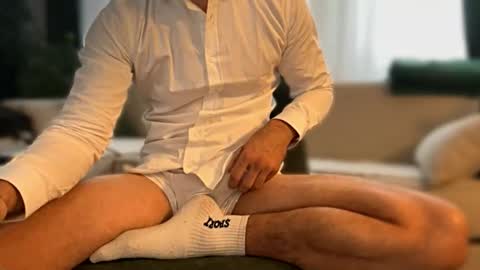 Snapshot of alfadreamer0011 chatting on 10, 11, 2025 alfadreamer0011 online show from 10, 11, 2025