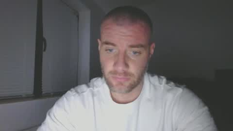 alfiesolomons87 online show from 27, 2, 2026