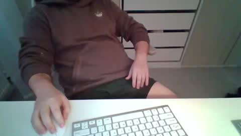 Snapshot of alfo267 chatting on 31, 10, 2025 WorkFromHomeFun online show from 31, 10, 2025