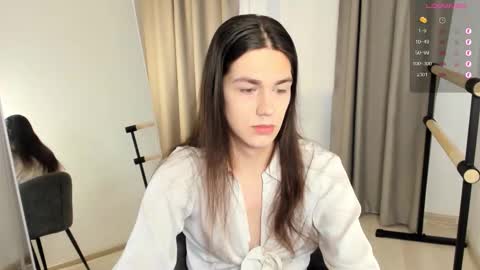 Alfreda online show from 6, 11, 2025