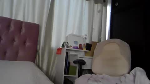 Snapshot of alia054 chatting on 5, 12, 2024 Alia online show from 5, 12, 2024