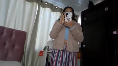 Snapshot of alia054 chatting on 5, 12, 2024 Alia online show from 5, 12, 2024