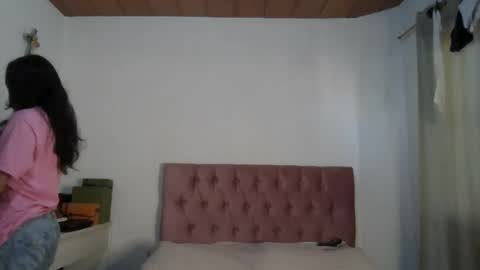 Snapshot of alia054 chatting on 22, 1, 2025 Alia online show from 22, 1, 2025