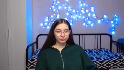 Alice online show from 12, 1, 2025