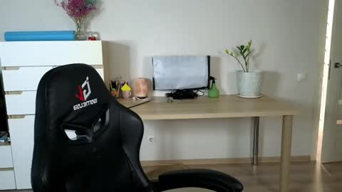 Alice online show from 11, 10, 2025