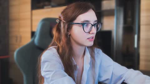 Hey Im Alice  online show from 19, 10, 2025