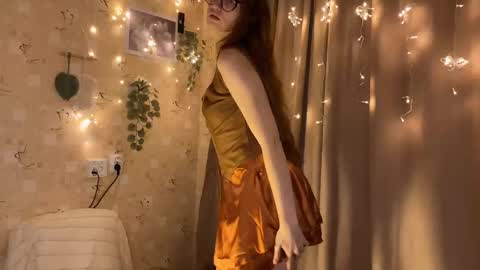 Hey Im Alice  online show from 29, 11, 2025