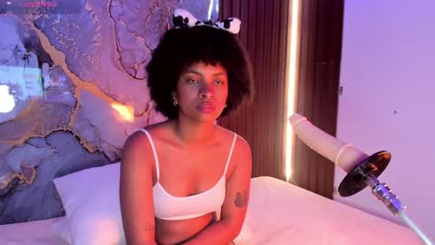 Mey online show from 5, 10, 2025